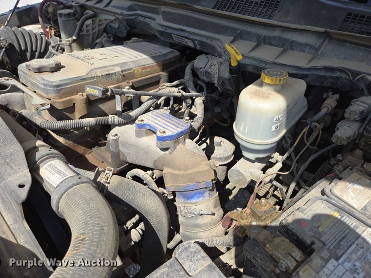 image for item ED2139 2014 Dodge Ram 5500 Crew Cab flatbed truck