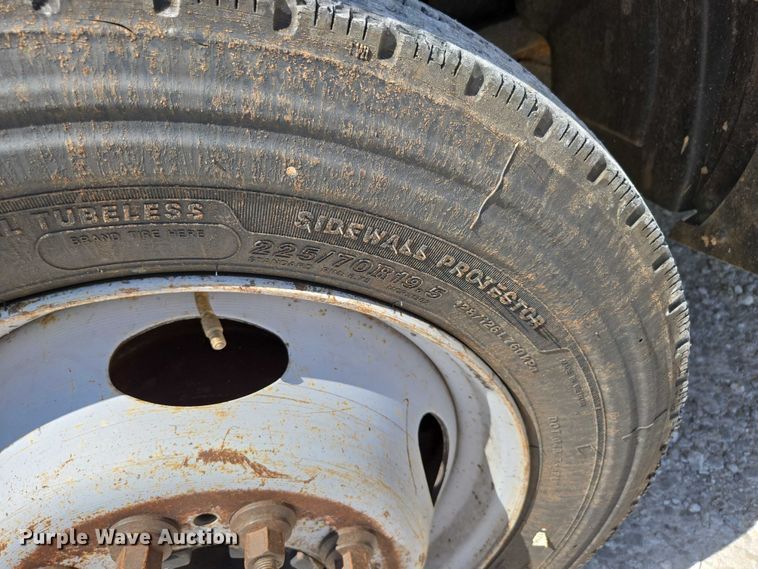 image for item ED2139 2014 Dodge Ram 5500 Crew Cab flatbed truck