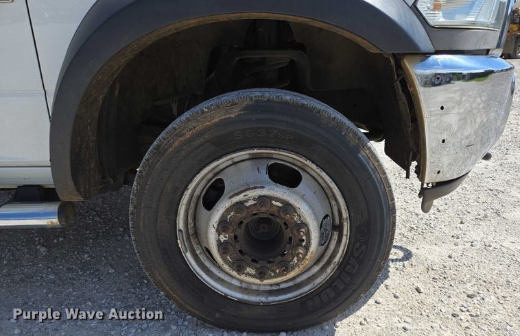 image for item ED2139 2014 Dodge Ram 5500 Crew Cab flatbed truck