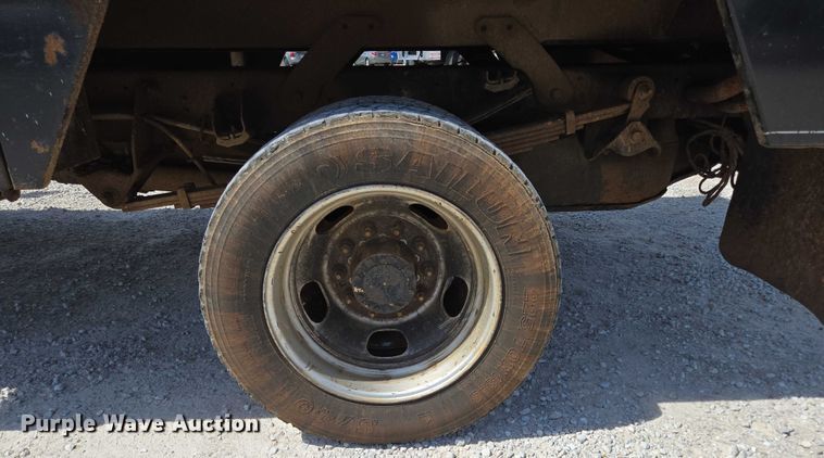 image for item ED2139 2014 Dodge Ram 5500 Crew Cab flatbed truck