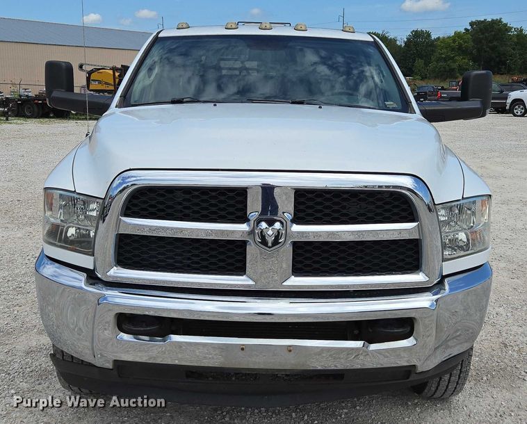 image for item ED2140 2014 Dodge Ram 3500 Crew Cab flatbed pickup truck