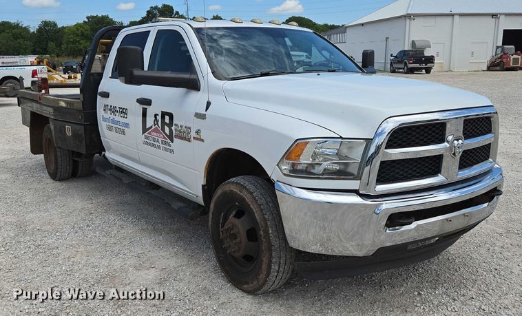 image for item ED2140 2014 Dodge Ram 3500 Crew Cab flatbed pickup truck