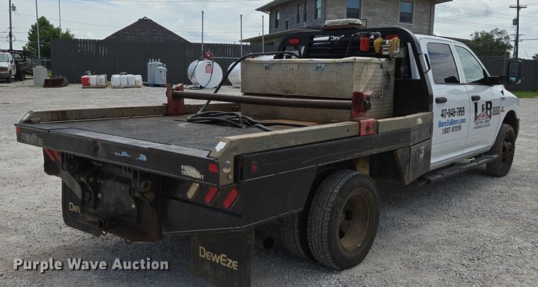 image for item ED2140 2014 Dodge Ram 3500 Crew Cab flatbed pickup truck