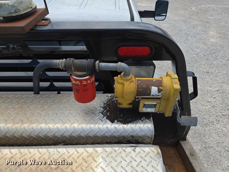 image for item ED2140 2014 Dodge Ram 3500 Crew Cab flatbed pickup truck