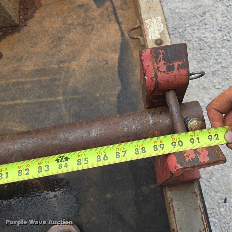 image for item ED2140 2014 Dodge Ram 3500 Crew Cab flatbed pickup truck