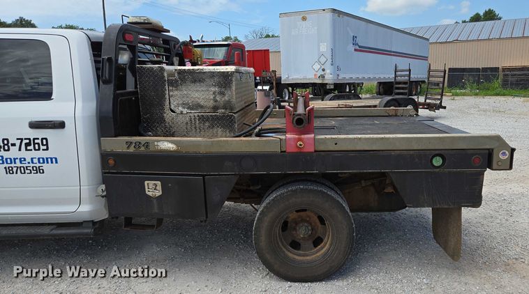 image for item ED2140 2014 Dodge Ram 3500 Crew Cab flatbed pickup truck