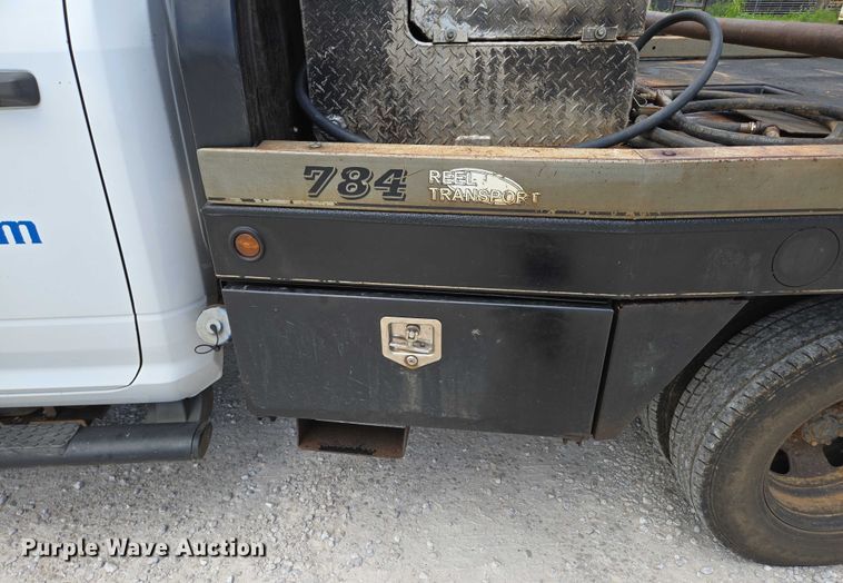 image for item ED2140 2014 Dodge Ram 3500 Crew Cab flatbed pickup truck