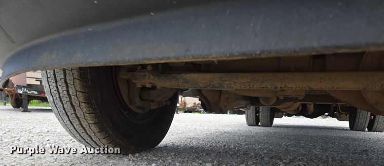 image for item ED2140 2014 Dodge Ram 3500 Crew Cab flatbed pickup truck