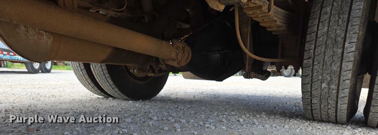 image for item ED2140 2014 Dodge Ram 3500 Crew Cab flatbed pickup truck