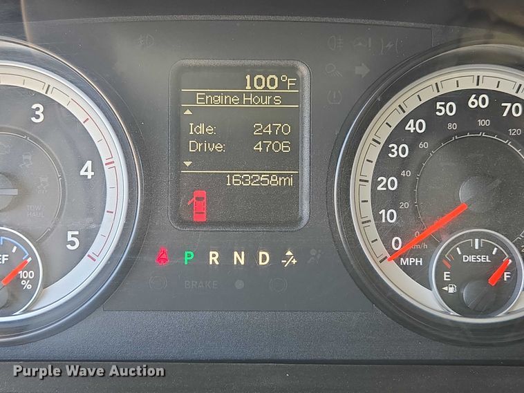 image for item ED2140 2014 Dodge Ram 3500 Crew Cab flatbed pickup truck