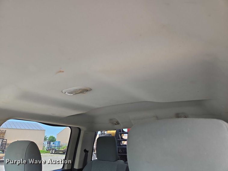 image for item ED2140 2014 Dodge Ram 3500 Crew Cab flatbed pickup truck