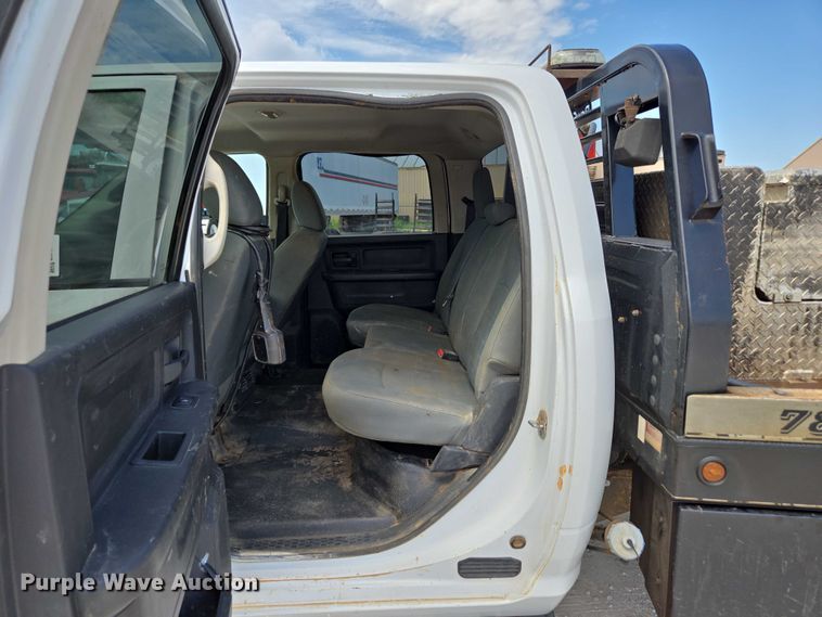image for item ED2140 2014 Dodge Ram 3500 Crew Cab flatbed pickup truck