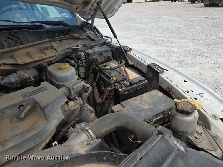 image for item ED2140 2014 Dodge Ram 3500 Crew Cab flatbed pickup truck