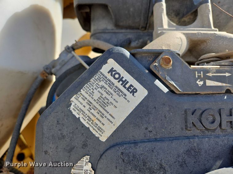 image for item ED2142 2007 International 9400i SBA flatbed truck with mud mixing system