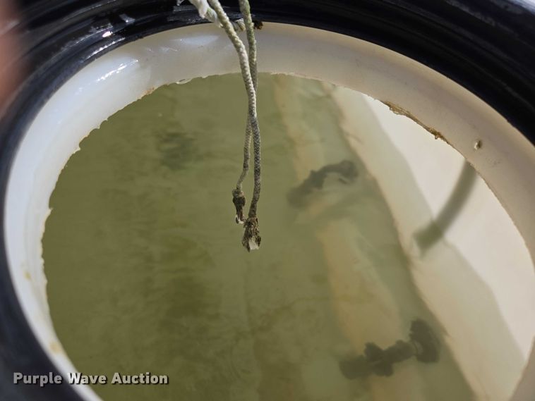 image for item ED2142 2007 International 9400i SBA flatbed truck with mud mixing system