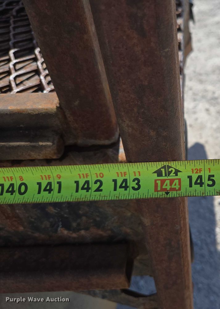 image for item ED2142 2007 International 9400i SBA flatbed truck with mud mixing system