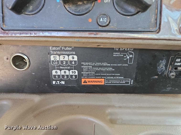 image for item ED2142 2007 International 9400i SBA flatbed truck with mud mixing system