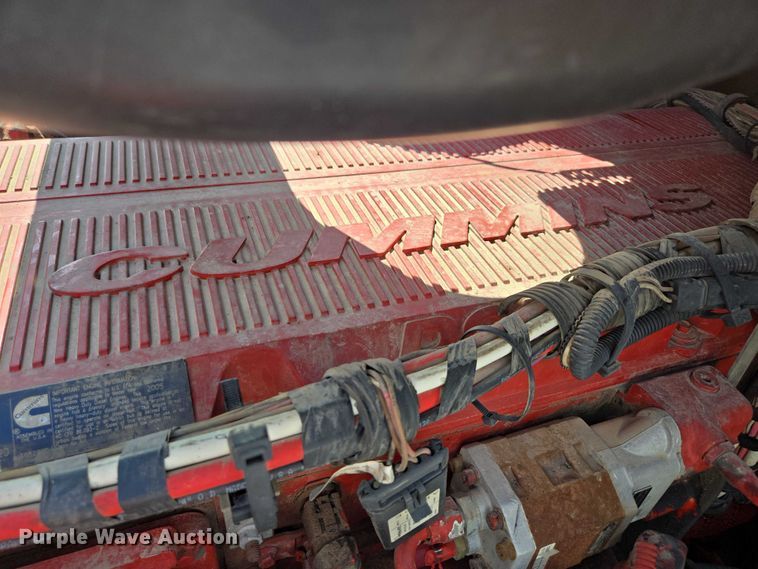 image for item ED2142 2007 International 9400i SBA flatbed truck with mud mixing system