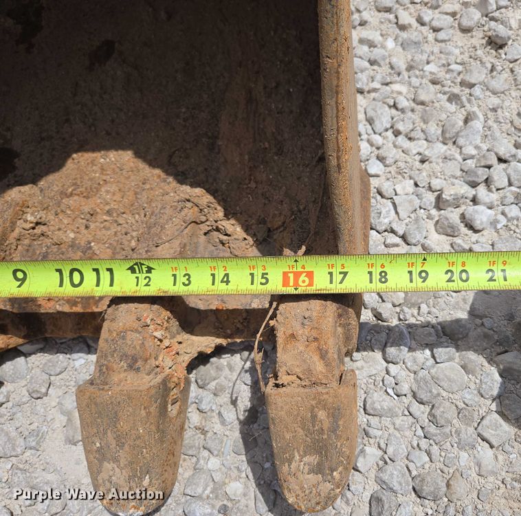 image for item ED2143 2012 Kubota KX121-3ST mini excavator