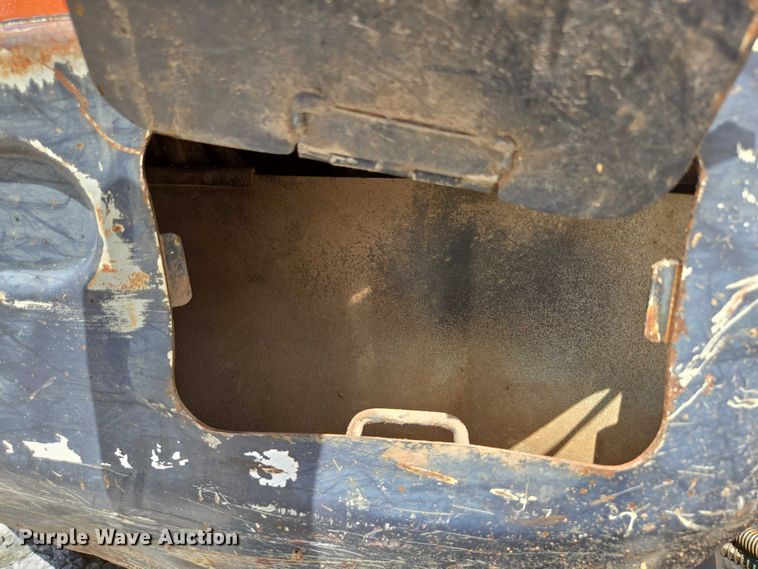 image for item ED2143 2012 Kubota KX121-3ST mini excavator