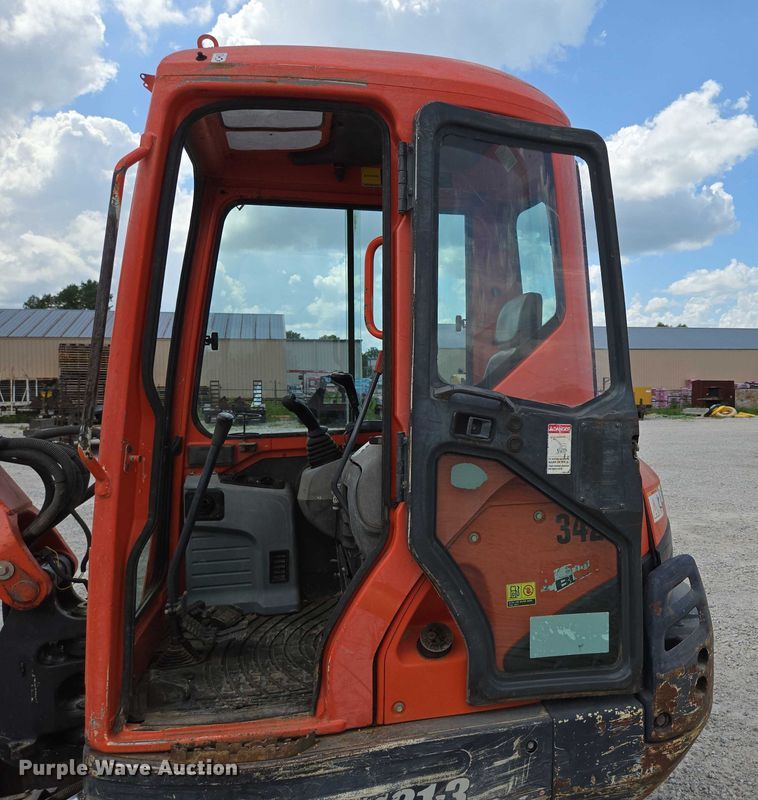 image for item ED2143 2012 Kubota KX121-3ST mini excavator