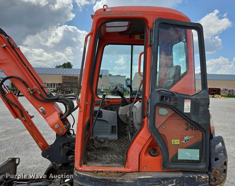 image for item ED2143 2012 Kubota KX121-3ST mini excavator