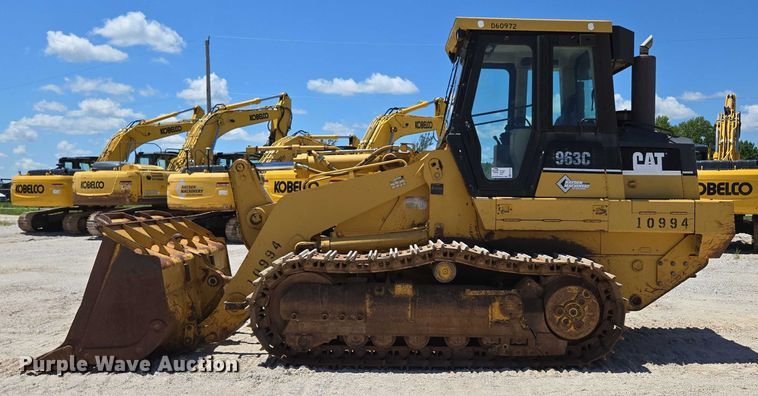 image for item ED2144 2002 Caterpillar 963C track loader