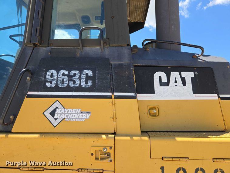 image for item ED2144 2002 Caterpillar 963C track loader