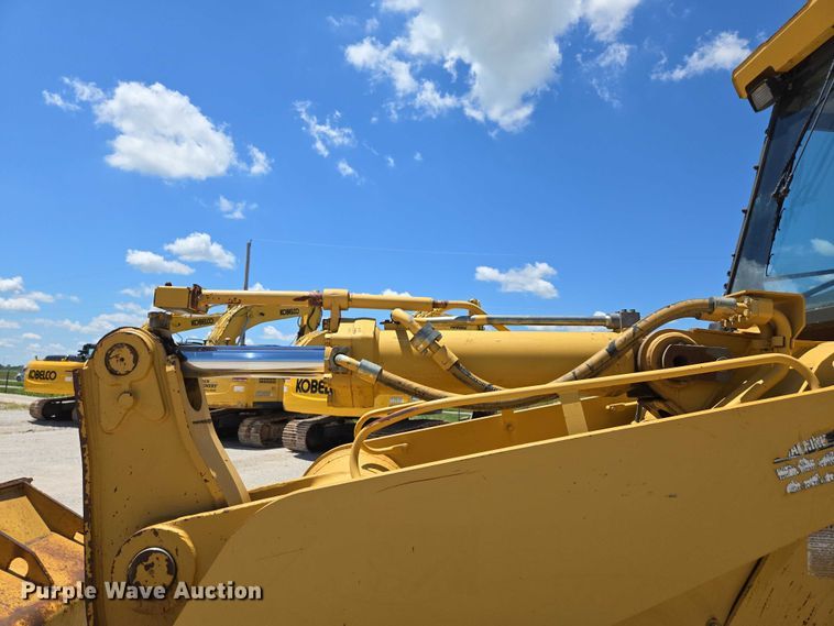 image for item ED2144 2002 Caterpillar 963C track loader