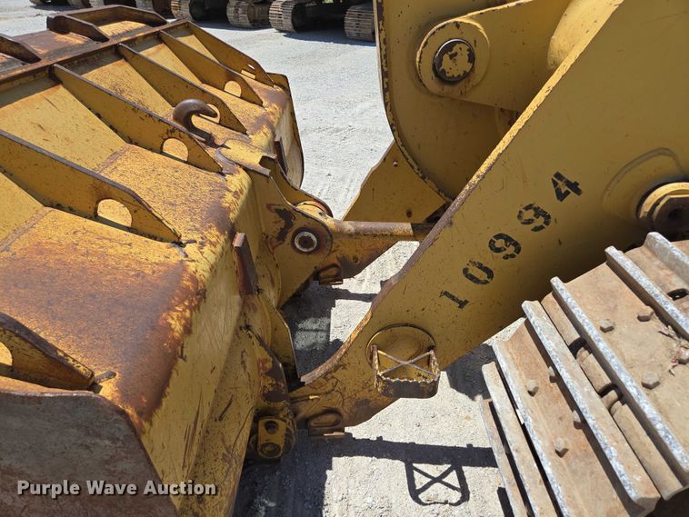 image for item ED2144 2002 Caterpillar 963C track loader