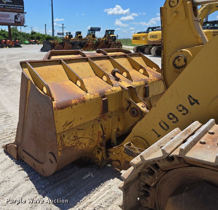 image for item ED2144 2002 Caterpillar 963C track loader