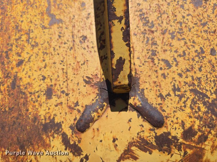 image for item ED2144 2002 Caterpillar 963C track loader