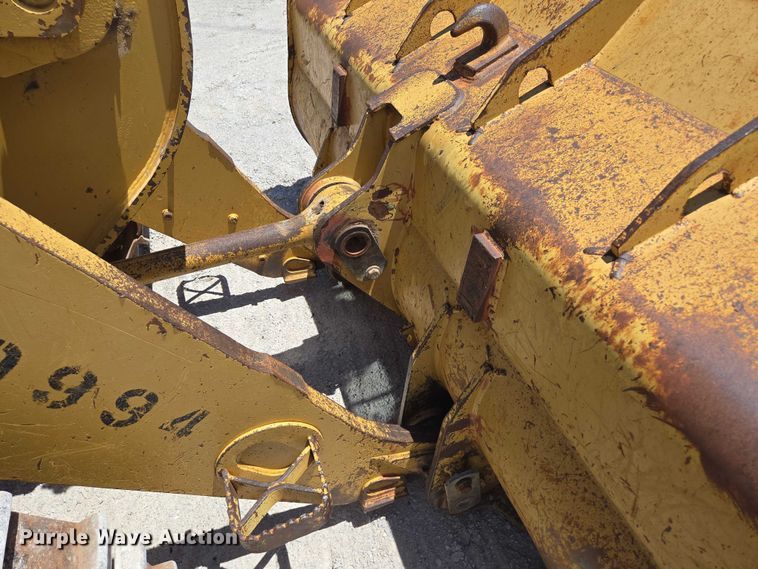 image for item ED2144 2002 Caterpillar 963C track loader