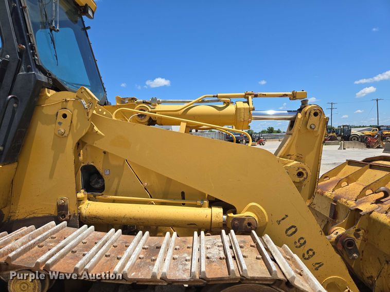 image for item ED2144 2002 Caterpillar 963C track loader