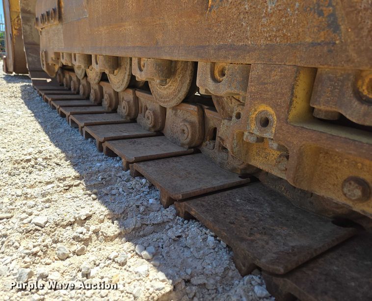 image for item ED2144 2002 Caterpillar 963C track loader