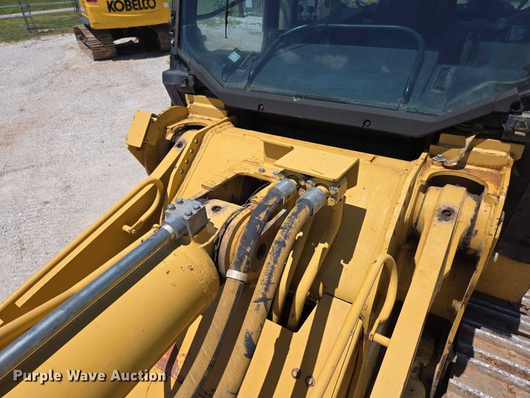 image for item ED2144 2002 Caterpillar 963C track loader