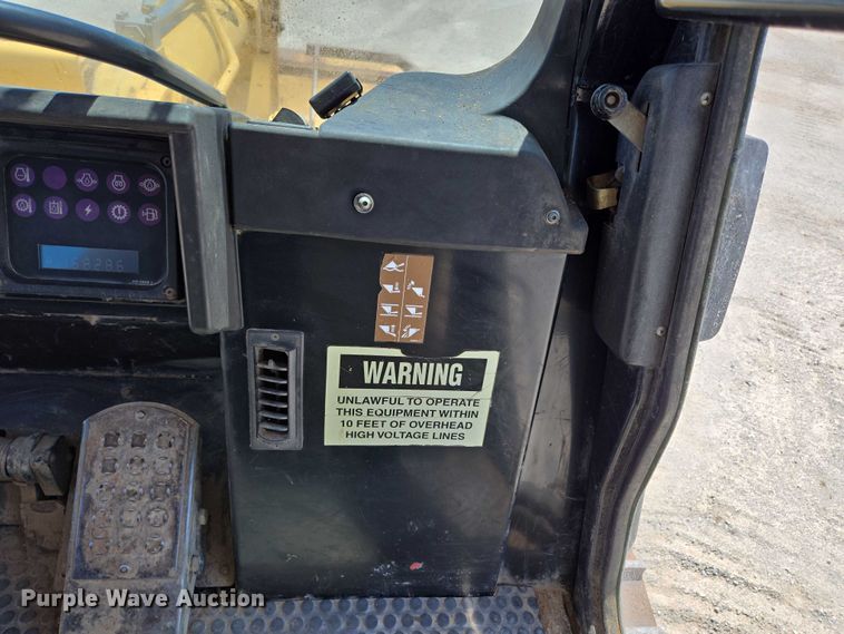 image for item ED2144 2002 Caterpillar 963C track loader