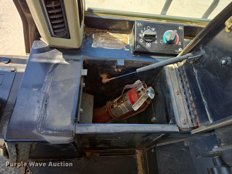 image for item ED2144 2002 Caterpillar 963C track loader