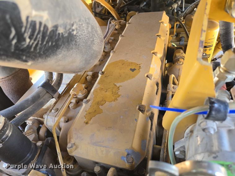 image for item ED2144 2002 Caterpillar 963C track loader