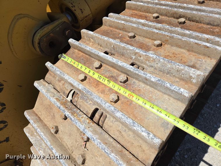 image for item ED2144 2002 Caterpillar 963C track loader