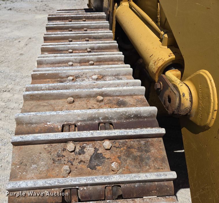 image for item ED2144 2002 Caterpillar 963C track loader