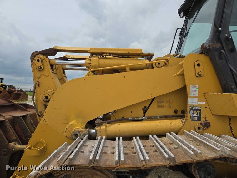 image for item ED2145 2005 Caterpillar 973C track loader