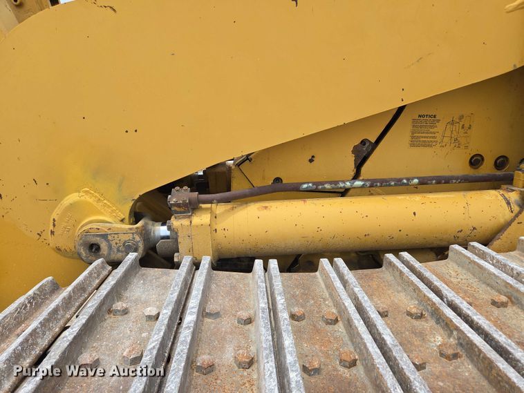 image for item ED2145 2005 Caterpillar 973C track loader