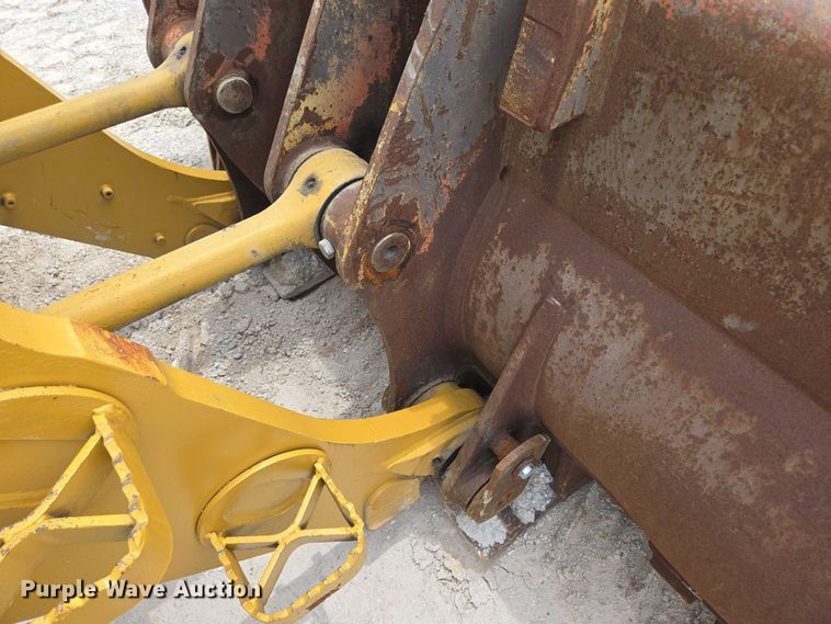 image for item ED2145 2005 Caterpillar 973C track loader