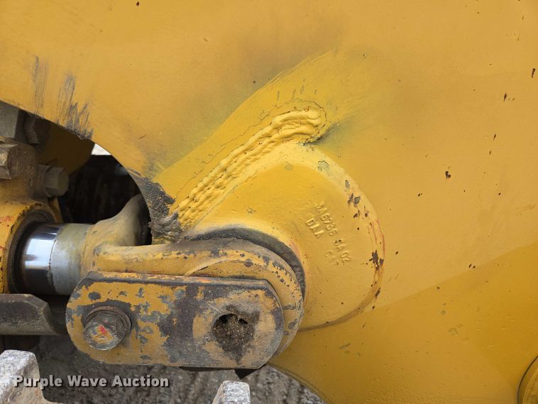 image for item ED2145 2005 Caterpillar 973C track loader