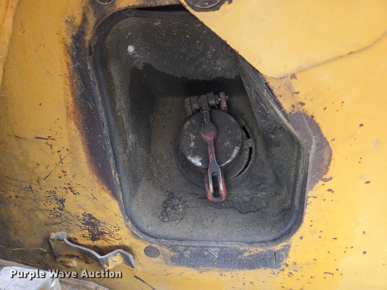 image for item ED2145 2005 Caterpillar 973C track loader