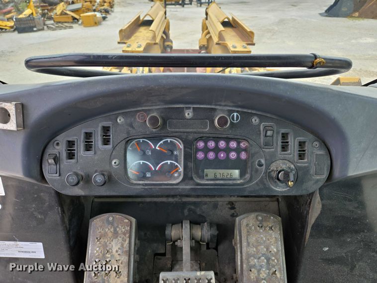 image for item ED2145 2005 Caterpillar 973C track loader