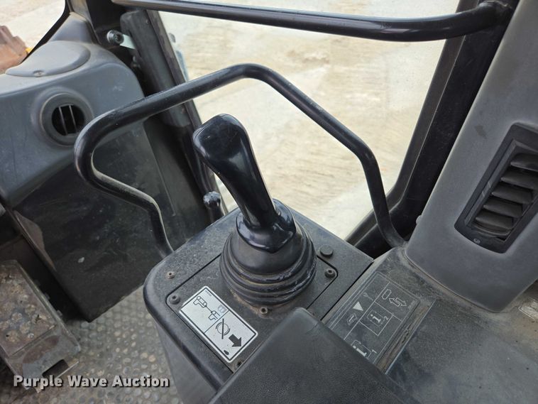 image for item ED2145 2005 Caterpillar 973C track loader