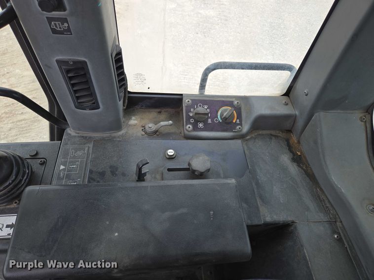 image for item ED2145 2005 Caterpillar 973C track loader