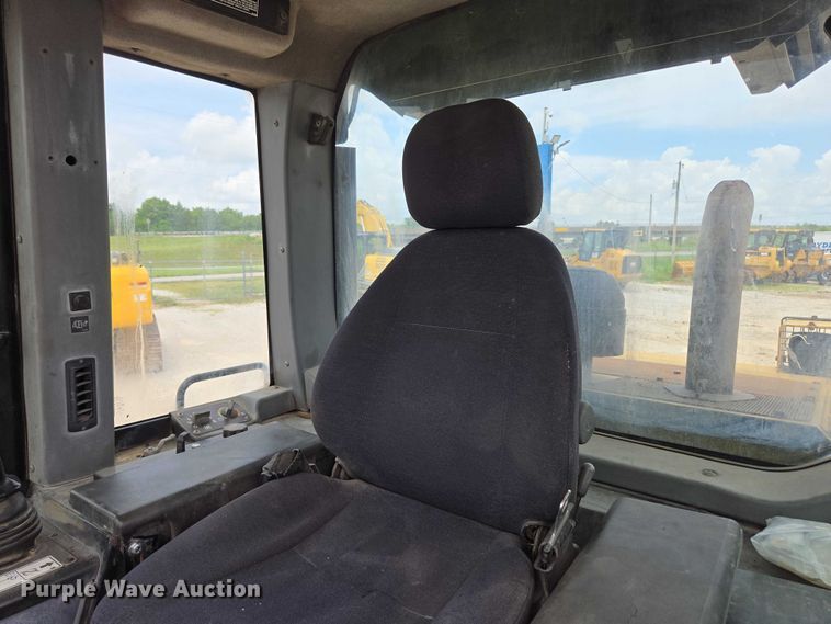 image for item ED2145 2005 Caterpillar 973C track loader